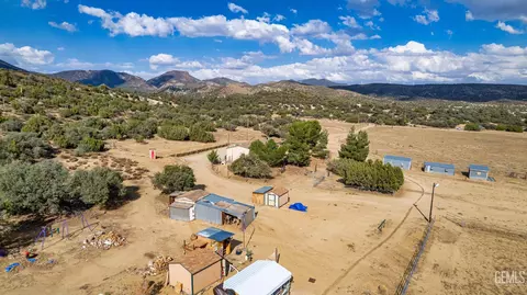 24701 Chimanimani Ct, Tehachapi, CA 93561 photo 23