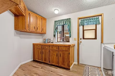 24701 Chimanimani Ct, Tehachapi, CA 93561 photo 21