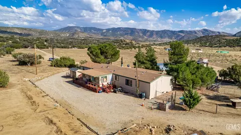 24701 Chimanimani Ct, Tehachapi, CA 93561 photo 32