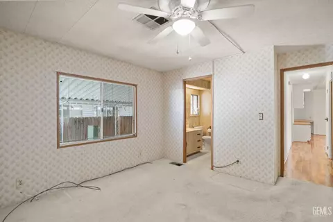 400 E Roberts Ln #71, Bakersfield, CA 93308 photo 21