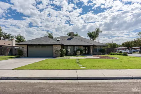 14113 Wellington Ct, Bakersfield, CA 93314