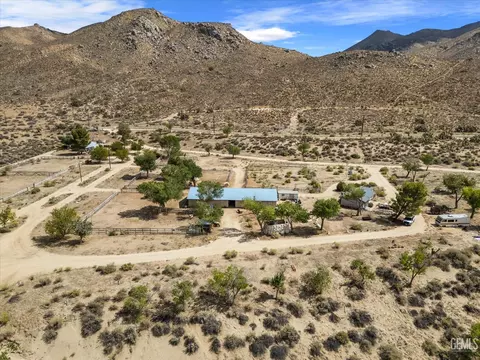 8109 S Kelso Valley Rd, Weldon, CA 93283 photo 53