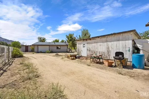8109 S Kelso Valley Rd, Weldon, CA 93283 photo 37