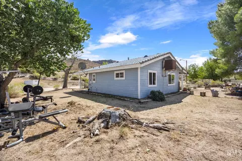 8109 S Kelso Valley Rd, Weldon, CA 93283 photo 20