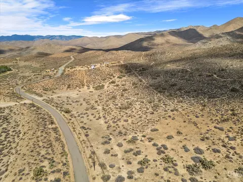 8109 S Kelso Valley Rd, Weldon, CA 93283 photo 54