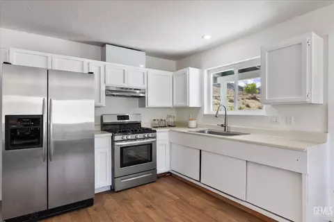 8109 S Kelso Valley Rd, Weldon, CA 93283 photo 12
