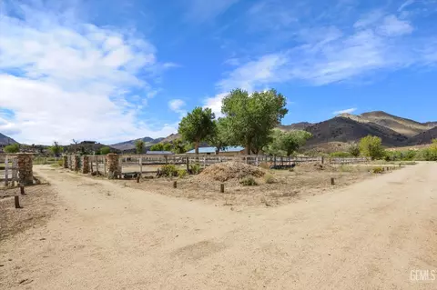 8109 S Kelso Valley Rd, Weldon, CA 93283 photo 27