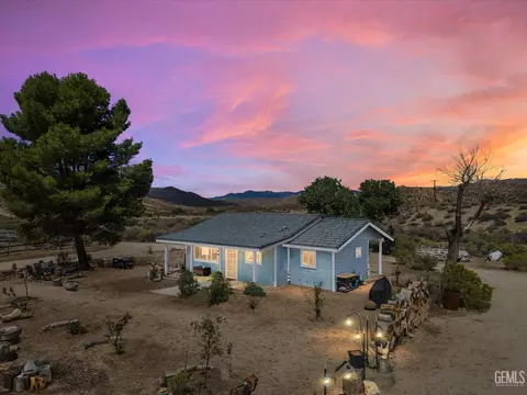 8109 S Kelso Valley Rd, Weldon, CA 93283 photo 1