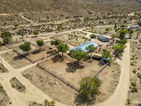 8109 S Kelso Valley Rd, Weldon, CA 93283 photo 52