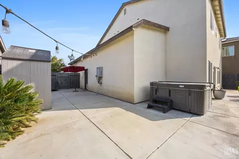 Exterior - 6115 Cape Cod Ave, Bakersfield, CA 93313 photo 11 of 14