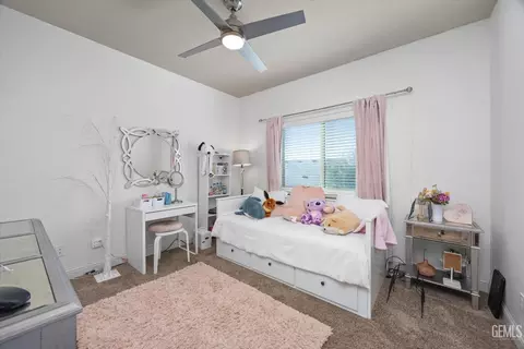 Bedroom - 6115 Cape Cod Ave, Bakersfield, CA 93313 photo 2 of 5