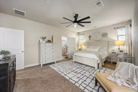 Bedroom - 6115 Cape Cod Ave, Bakersfield, CA 93313 photo 1 of 5