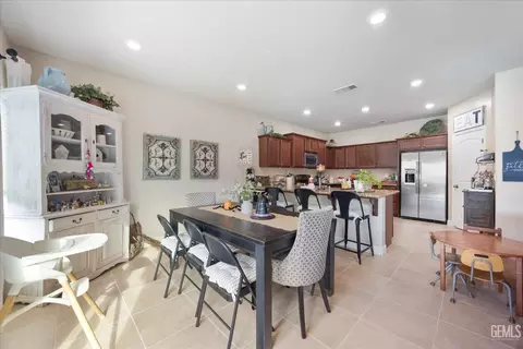 Dining - 6115 Cape Cod Ave, Bakersfield, CA 93313 photo 2 of 2
