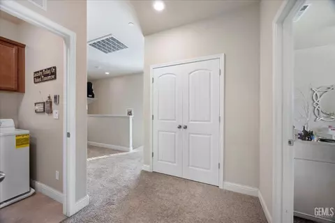 Entry Way - 6115 Cape Cod Ave, Bakersfield, CA 93313 photo 13 of 14