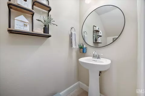 Other - 6115 Cape Cod Ave, Bakersfield, CA 93313 photo 6 of 12