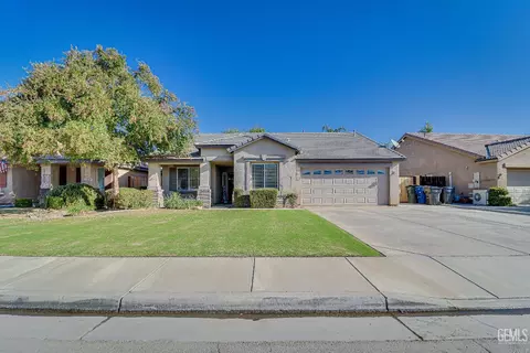 13118 Ridgeway Meadows Dr, Bakersfield, CA 93314