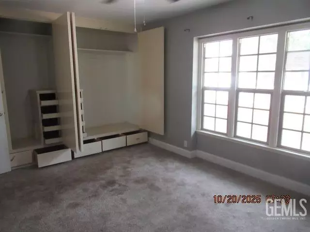 Bedroom - 916 Oak Ave, Wasco, CA 93280 photo 1 of 1