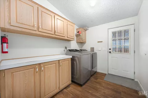 612 44th St, Bakersfield, CA 93301 photo 28