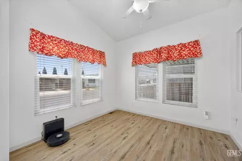 612 44th St, Bakersfield, CA 93301 photo 13