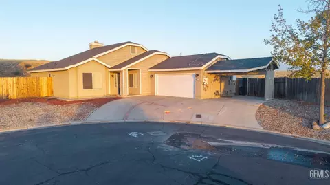6513 Derby Dr, Bakersfield, CA 93306