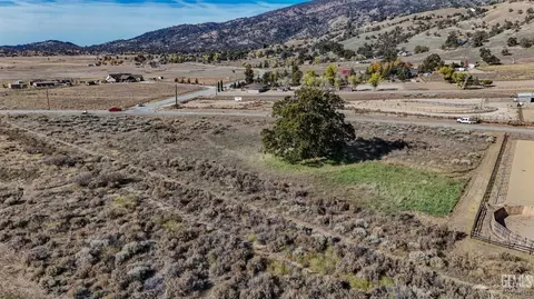 0 Cumberland, Tehachapi, CA 93561 photo 2