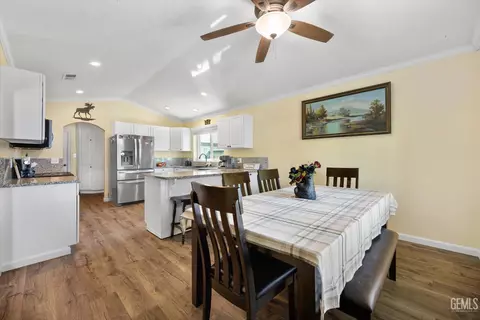 17621 Arlington Pl, Tehachapi, CA 93561 photo 9