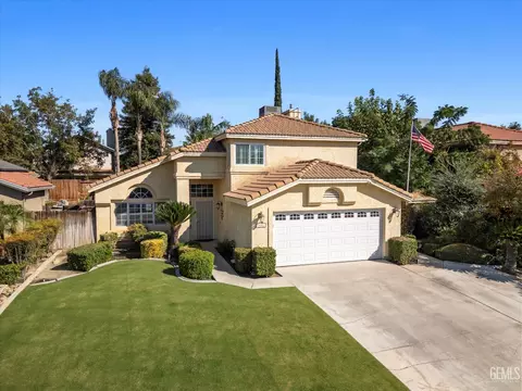 8604 Fox Run Dr, Bakersfield, CA 93312