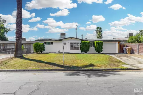 2904 Cornell St, Bakersfield, CA 93305