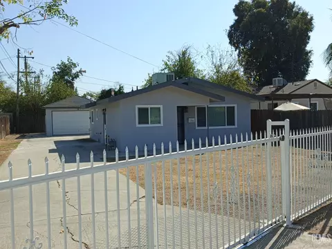 1206 S Oleander Ave, Bakersfield, CA 93304