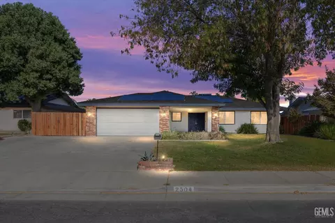 2504 Prestwick Ct, Bakersfield, CA 93309