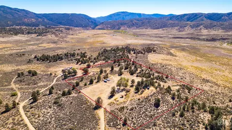 16530 Lockwood Valley Rd, Ventura, CA 93225