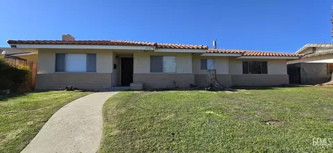 3712 Harvard Dr, Bakersfield, CA 93306