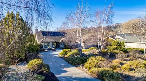 23891 Shoreline Ct, Tehachapi, CA 93561 photo 1