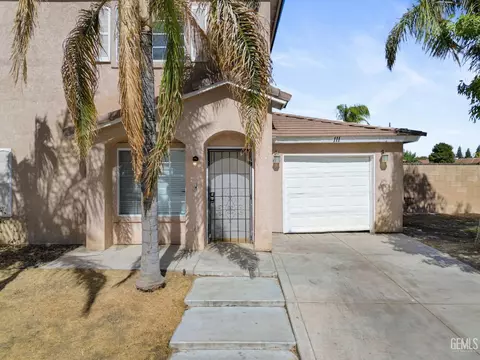 111 Dorrance St, Bakersfield, CA 93307