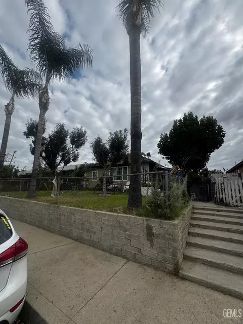 650 Oak Ave, Wasco, CA 93280 photo 1