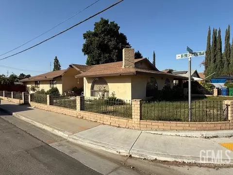 403 W Euclid Ave, Shafter, CA 93263 photo 1