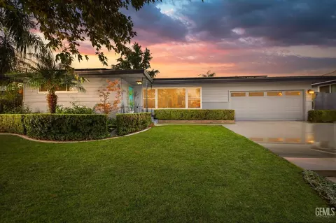 2914 College Ave, Bakersfield, CA 93306