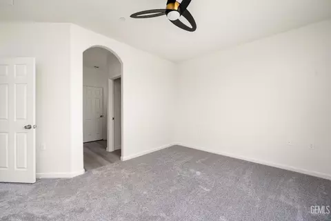 Bedroom - 28108 Valley West Rd, Taft, CA 93268 photo 8 of 8