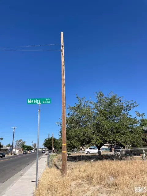 0 E Planz Rd, Bakersfield, CA 93307 photo 2