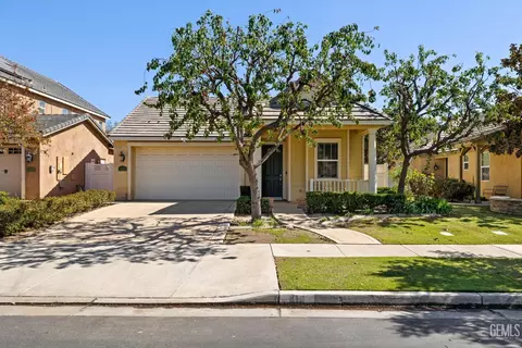 418 Spirea St, Bakersfield, CA 93314