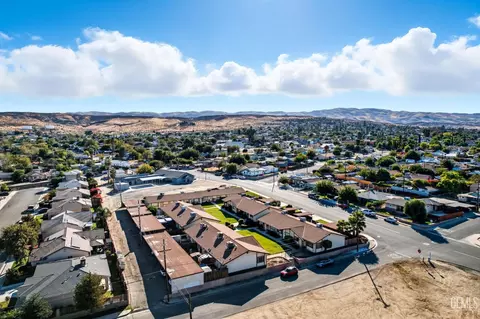 541 Front St, Taft, CA 93268 photo 23