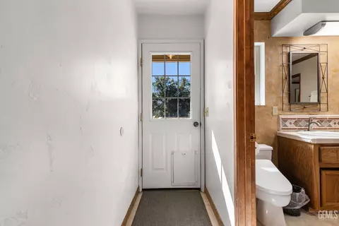 24301 Silver Creek Way, Tehachapi, CA 93561 photo 29