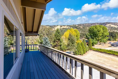 24301 Silver Creek Way, Tehachapi, CA 93561 photo 49