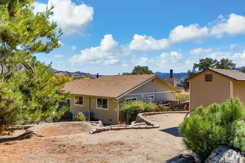 24301 Silver Creek Way, Tehachapi, CA 93561 photo 47