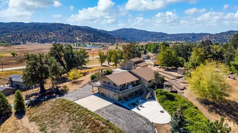 24301 Silver Creek Way, Tehachapi, CA 93561 photo 57