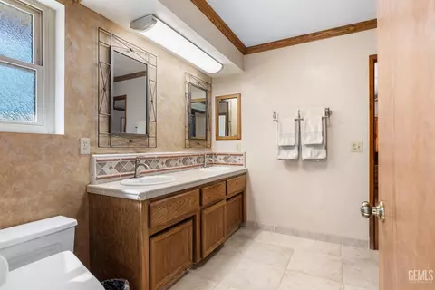 24301 Silver Creek Way, Tehachapi, CA 93561 photo 30