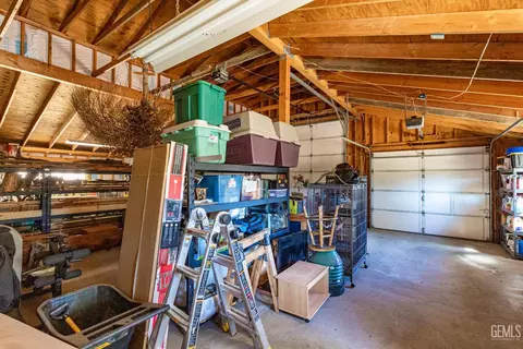 24301 Silver Creek Way, Tehachapi, CA 93561 photo 52
