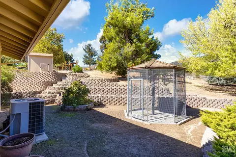 24301 Silver Creek Way, Tehachapi, CA 93561 photo 50