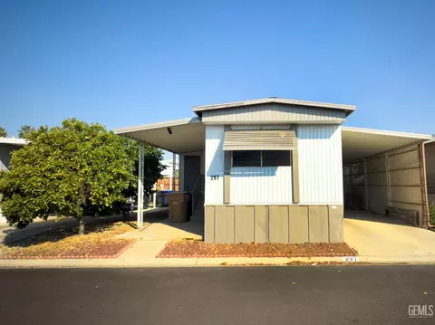 6601 Eucalyptus Dr #297, Bakersfield, CA 93306