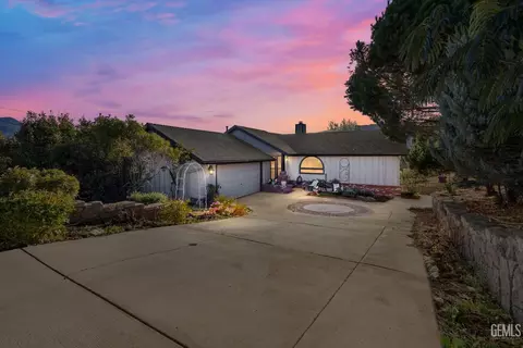 20220 Bald Mountain Dr, Tehachapi, CA 93561